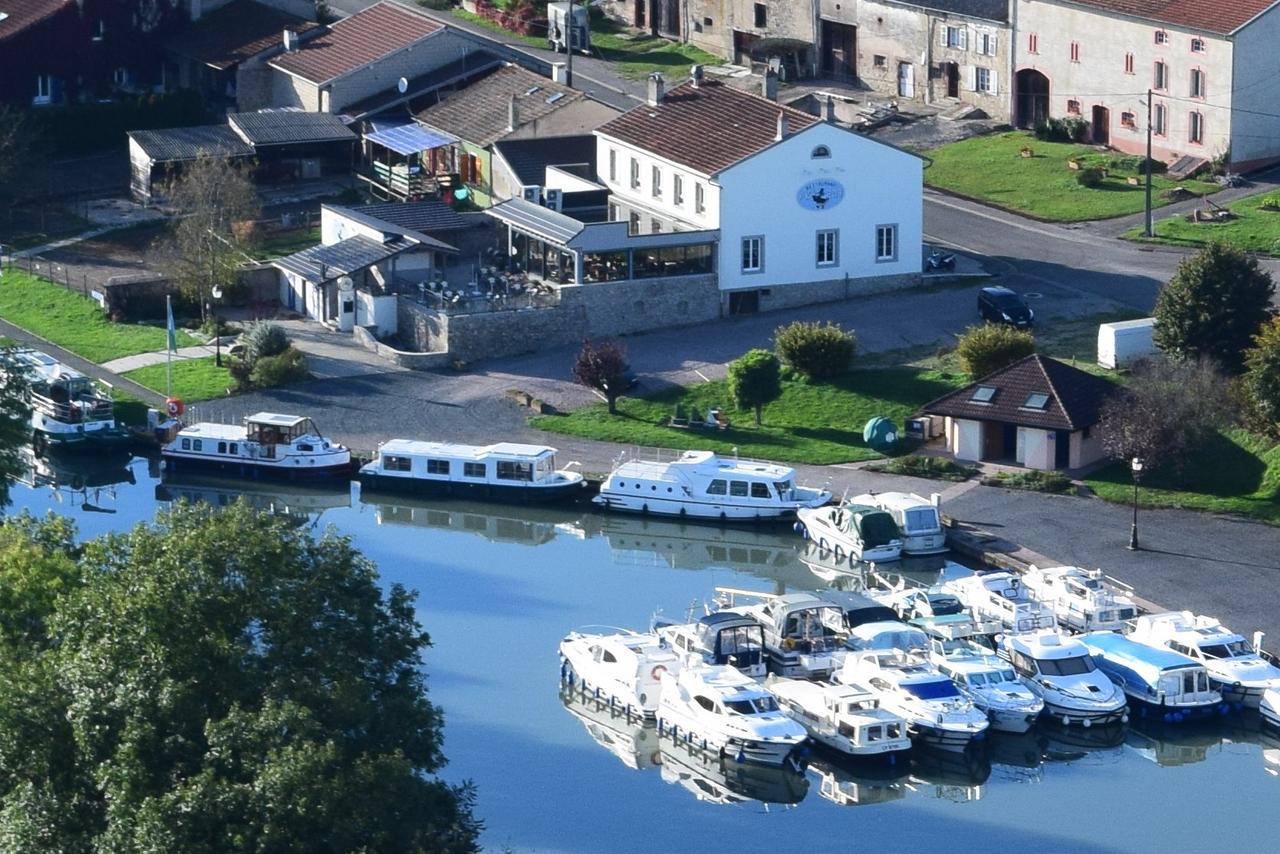 Domaine Du Port Sainte Marie Villa Maizieres-les-Vic Dış mekan fotoğraf